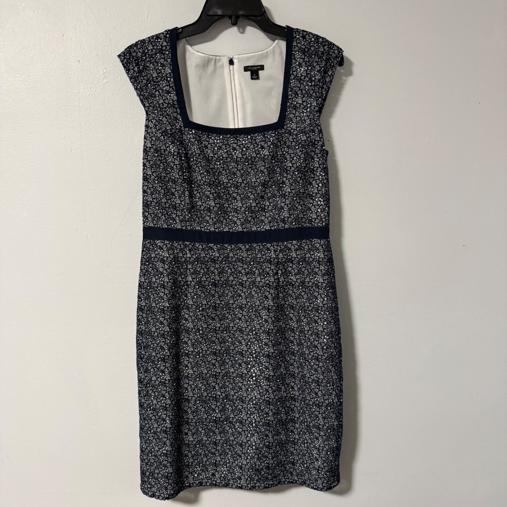 Ann Taylor Navy White Floral Eyelet Lace Square Neck Sheath Dress‎ Size 6